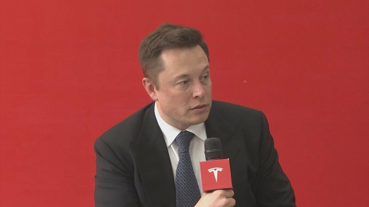 イーロン・マスク氏が長者番付の首位から陥落 新たな世界一の保有資産は約58兆円