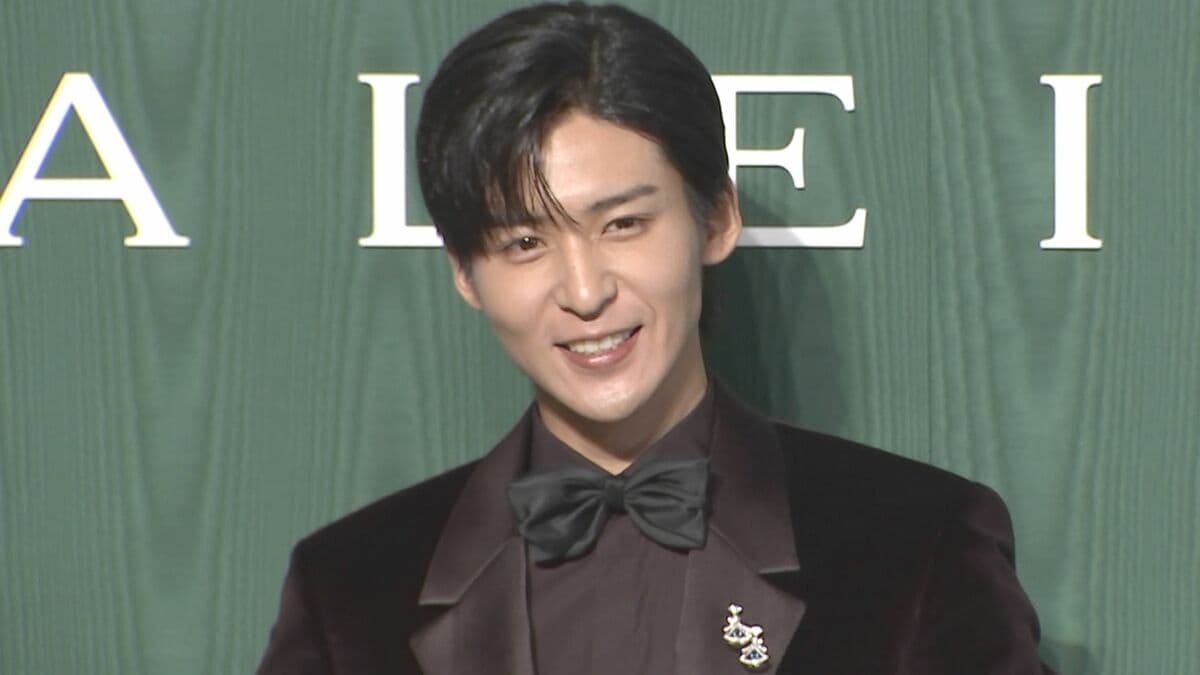 【Snow Man・目黒蓮】ブラックコーデで魅了「まだ見たことない世界にチャレンジして、いろいろな方とつながれたら」ブルガリ展覧会フォトコール