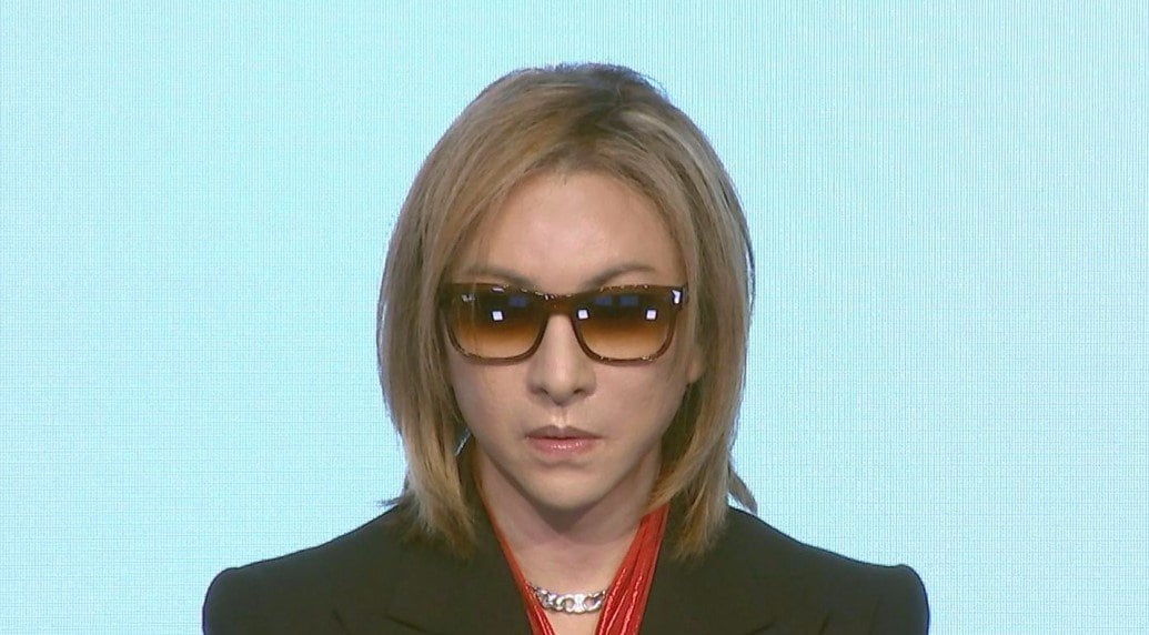 【 YOSHIKI 】 「誰も信じないとおもうけど...!」「現在、クラシック、EDM、ロックという3つの異なるジャンルで新しいアルバムを制作しています」