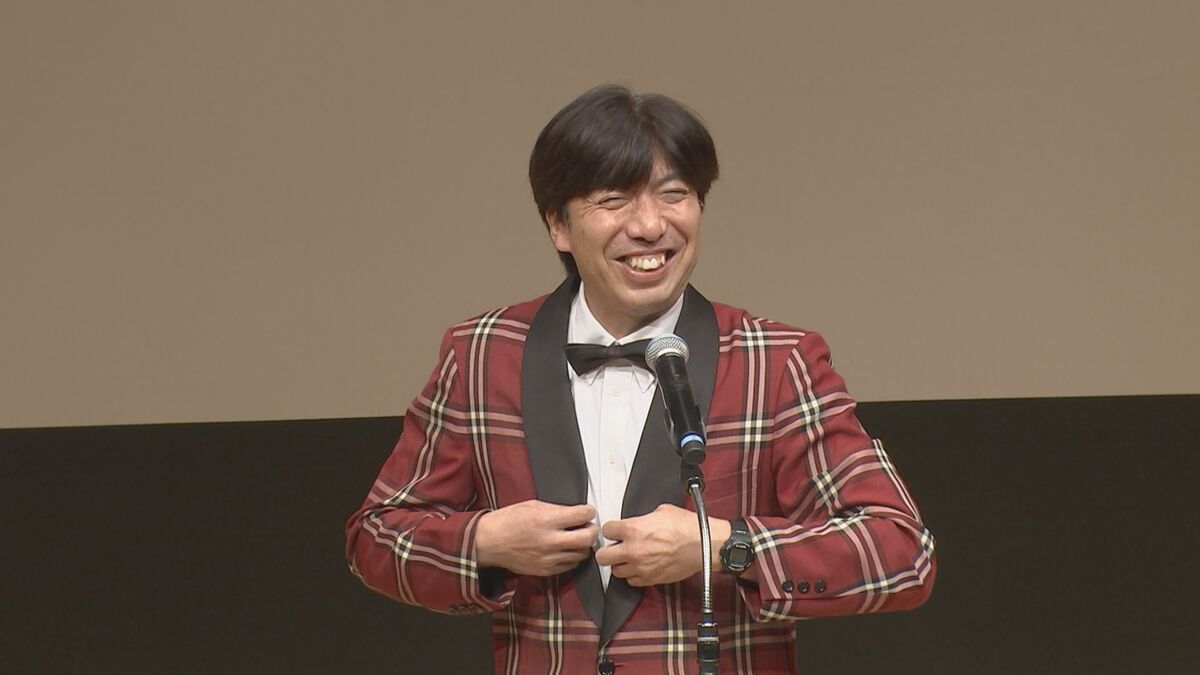 「交通安全とかけて自分を律すると解く。その心は…」 ねづっちさんが登場し謎かけやクイズを通して交通ルール徹底を呼びかけ　文京区の4署合同イベント　警視庁