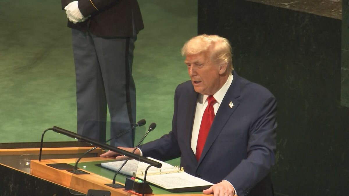 トランプ氏　国連で相次いでトラブル　エスカレーターは停止、プロンプターは表示されず　トランプ氏は演説で「機能不全」を揶揄