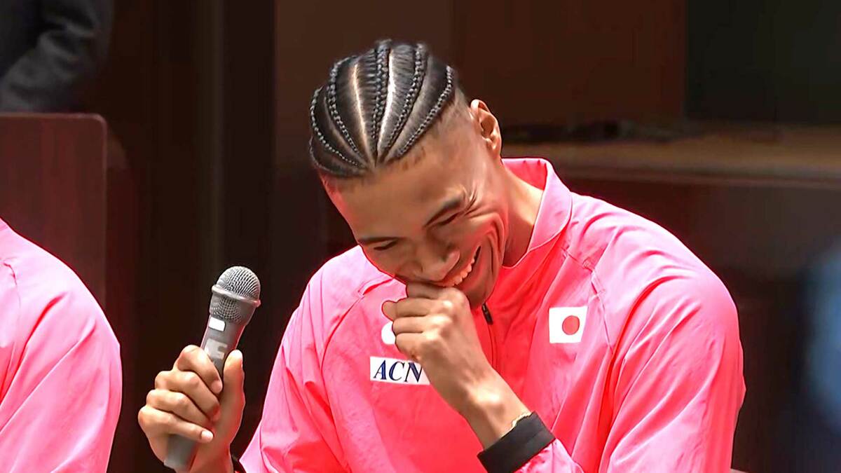 34年ぶり快挙の中島佑気ジョセフ“練習法”に室伏広治長官も興味津々「2時間くらい喋ることに（笑）」世界陸上代表が表敬訪問