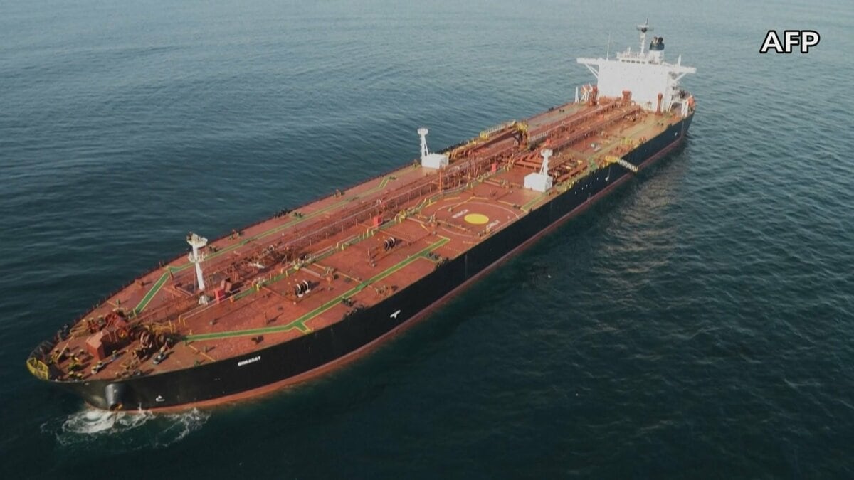 フランス沖にロシアの「影の船団」か 無人機発射拠点の可能性　フランス軍が捜査