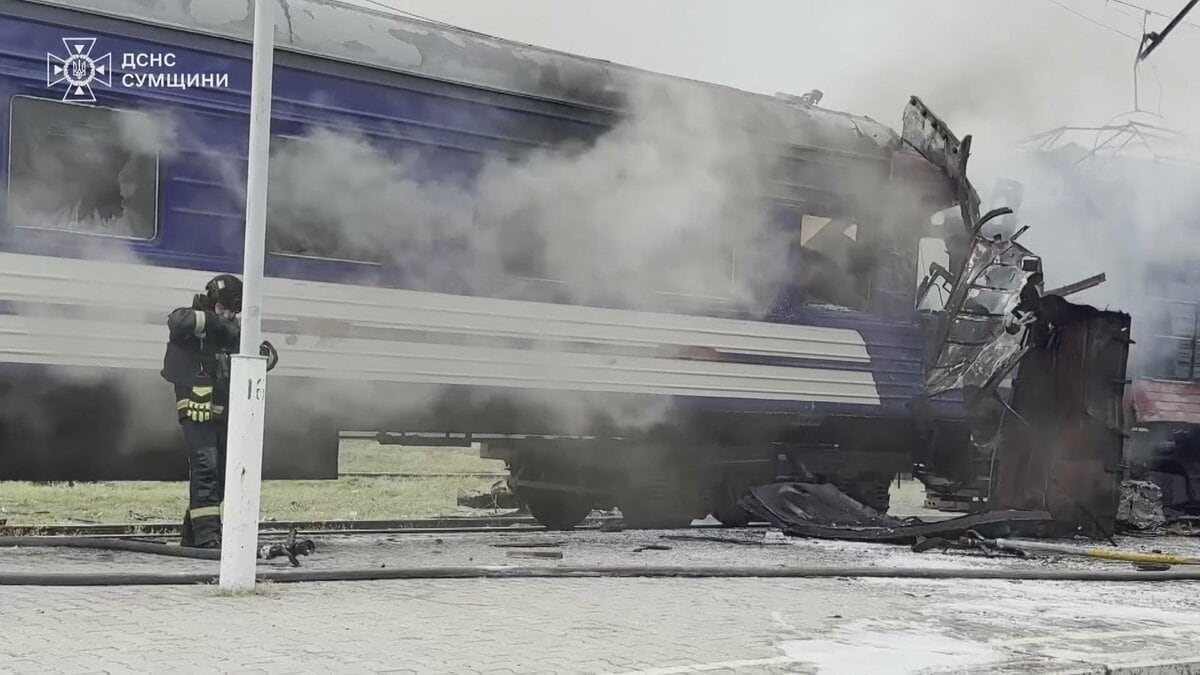 ウクライナ ロシア軍による鉄道駅攻撃で1人死亡 数十人けが 電力供給施設やガス施設にも大規模攻撃