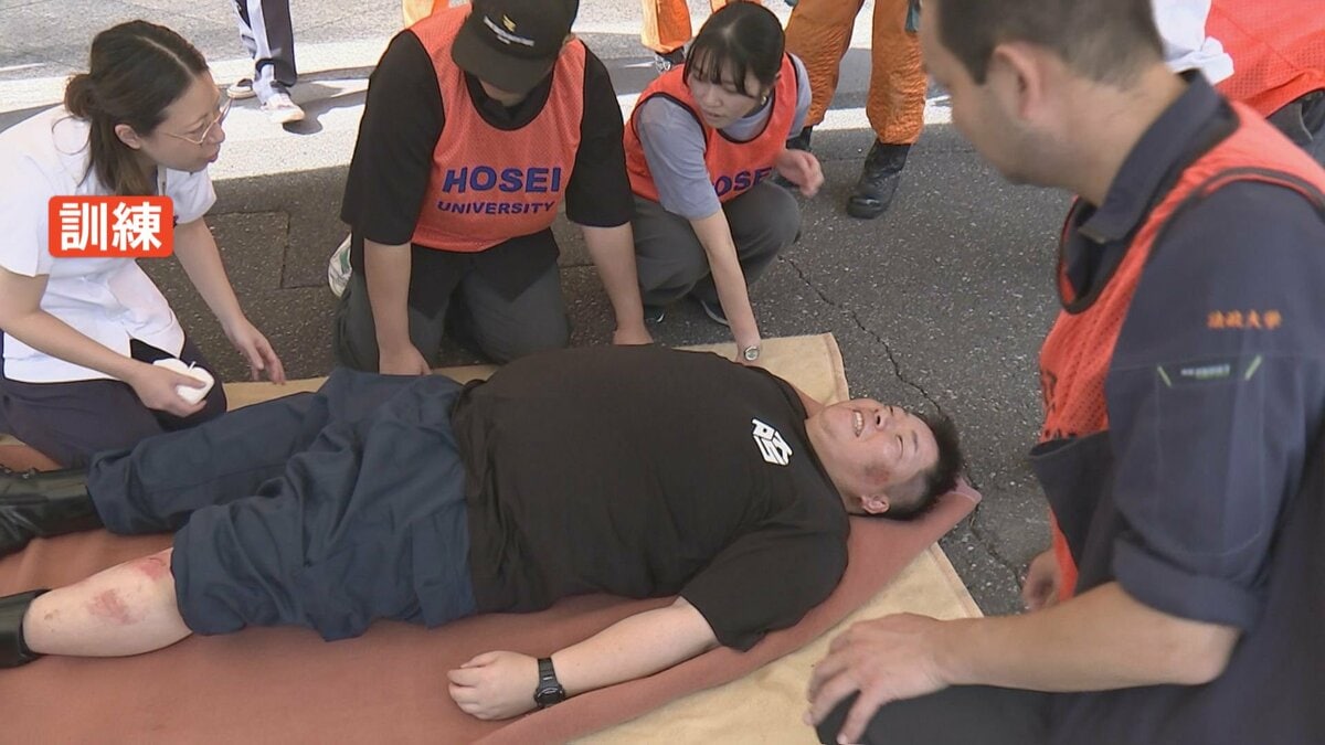 警視庁と大学や企業など連携し災害訓練 首都直下地震想定 「救助技術や防災知識を習得してもらいできるだけ被害を最小限に」