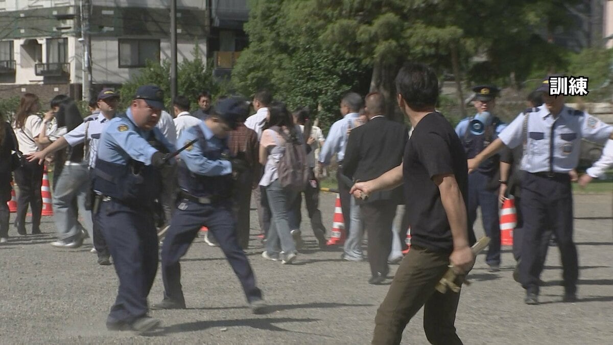 浅草寺でテロ対策合同訓練 イベント開催中に不審者が有毒な液体を放置したり…銃や刃物を持って暴れたなどの想定 警視庁