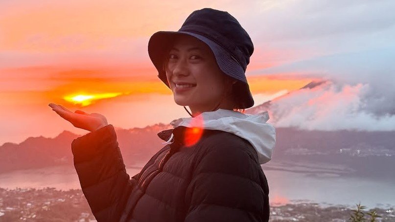 【 山下リオ 】「33歳になりました」日の出の絶景をバックに誕生日を報告