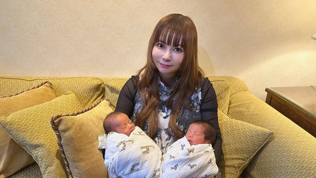【 中川翔子 】「50万フォロワー!」大感謝 双子妊娠から出産にかけて「インスタの世界に助けてもらいました」絵日記も投稿「双子の未来を想像しちゃう」