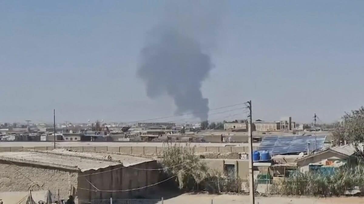 アフガン・パキスタン国境で緊張激化 タリバン報道官「パキスタンの攻撃で民間人12人死亡」軍事衝突で死傷者相次ぐ