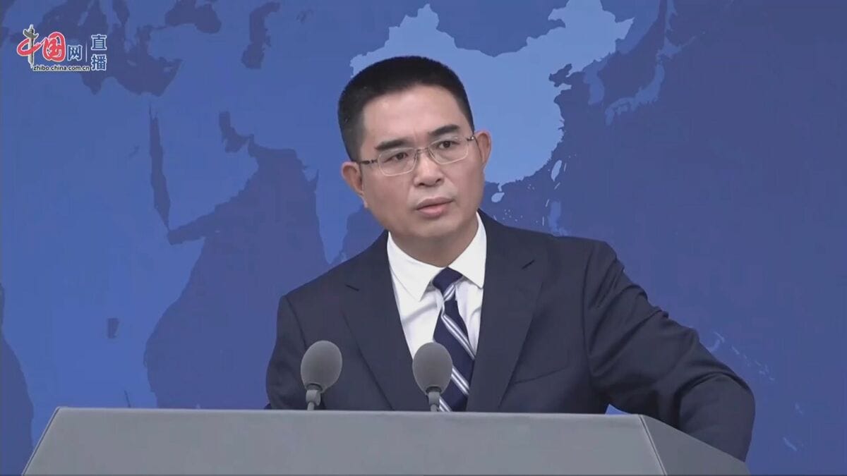 中国政府「台湾問題には慎重に対処すべき」　高市新総裁をけん制