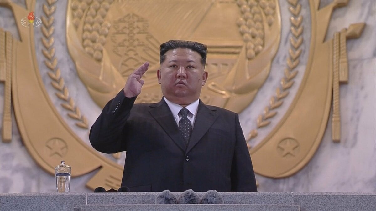 【速報】北朝鮮が弾道ミサイル数発を発射 自国内に着弾