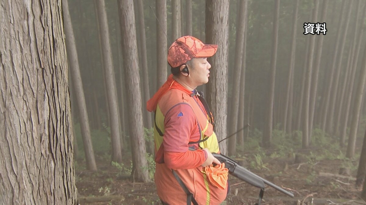 相次ぐクマ被害　自治体の「ハンター」雇用に交付金検討　ハンター不足受け　環境省
