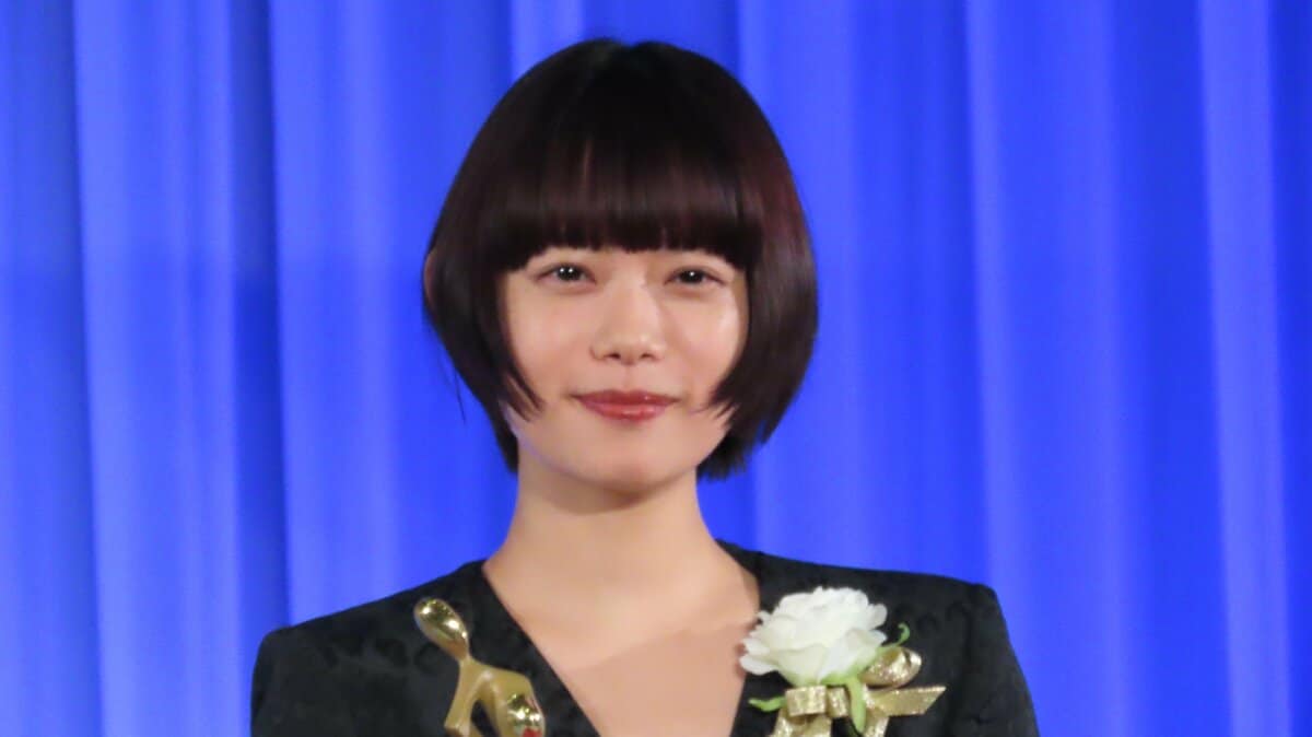 【 杉咲花 】「海に眠るダイヤモンド」で助演女優賞を受賞「評価と程よい距離を保ちながらコツコツ精進していけたら」