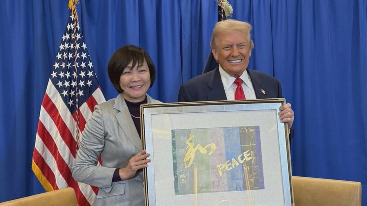 トランプ大統領と安倍昭恵さんが面会　昭恵さん制作の作品贈呈
