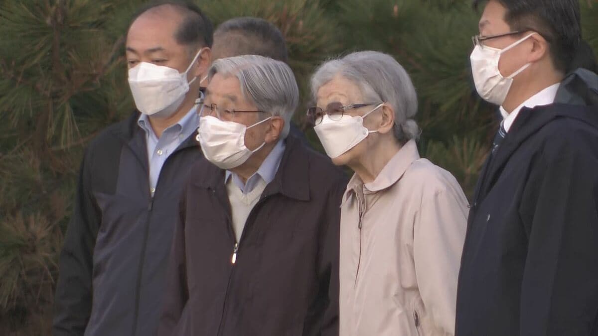 上皇ご夫妻 葉山町の岬「小磯の鼻」で散策 地元住民や犬とも交流「いくつぐらいですか」「尾っぽをよく巻いてるね」 思い出の地で約15分間楽しまれる