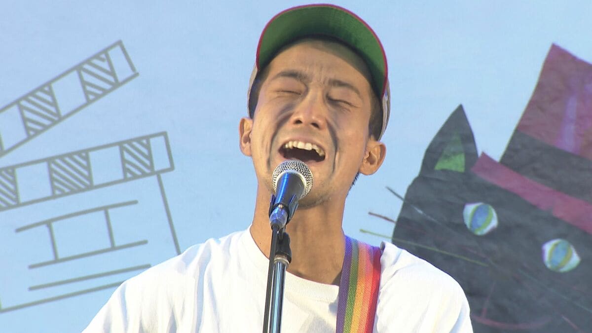 【瑛人】名曲『香水』含む全７曲歌い上げる 二子玉川で《キネコ国際映画祭》開催