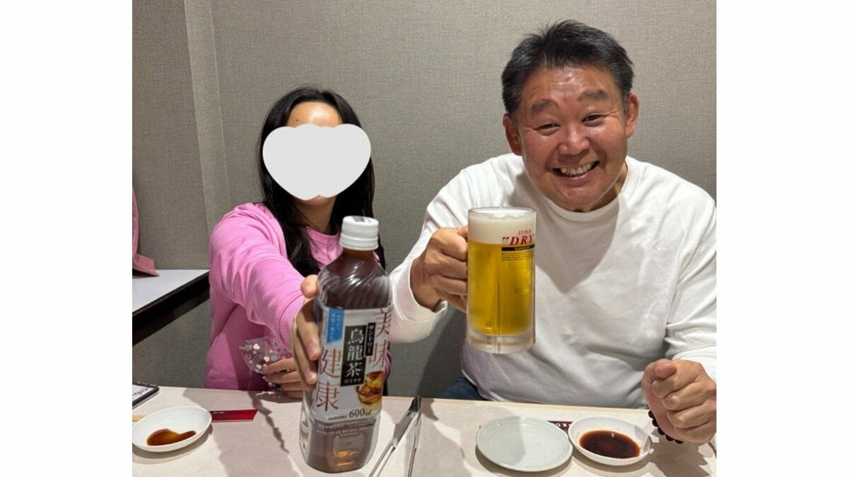 【 花田虎上 】 「インプラント手術から4日間お酒を控えていました」　焼肉にビールで乾杯　「肉は用心しながら食べました」