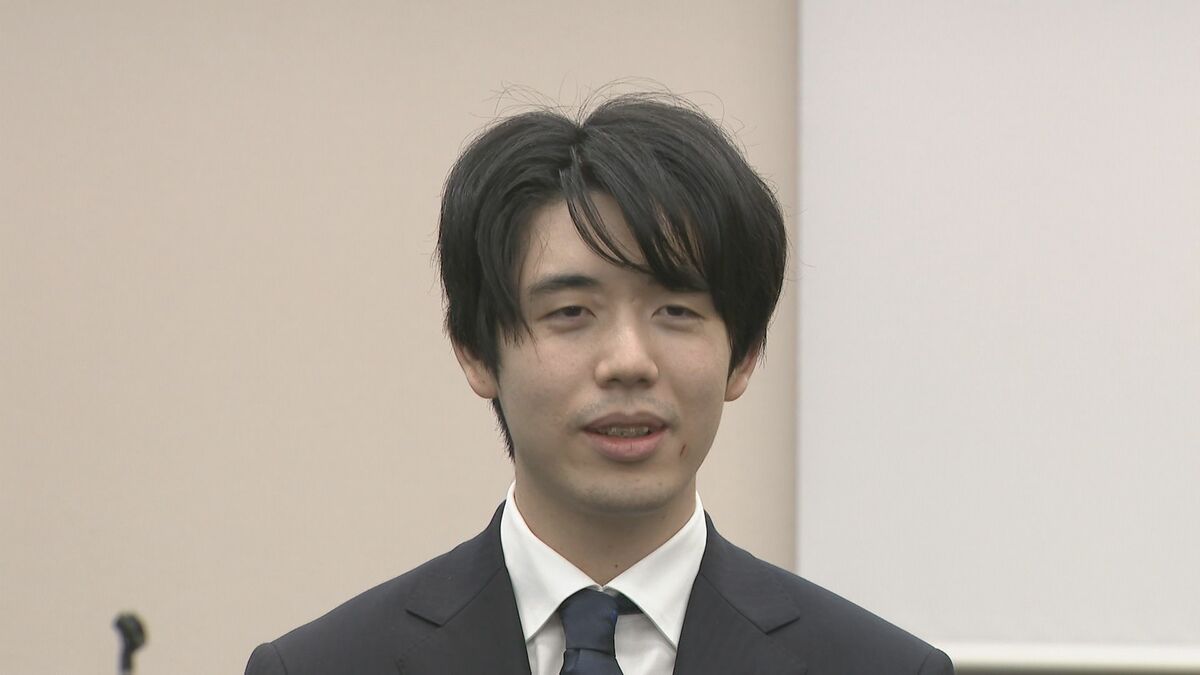 【 藤井聡太 】50名の子ども棋士らと対局 今食べたいお菓子についても語る 第二部でも50名と対局へ
