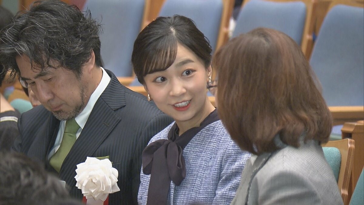 佳子さま「少年の主張全国大会」出席 中学生12人の主張を熱心に聞き懇談も