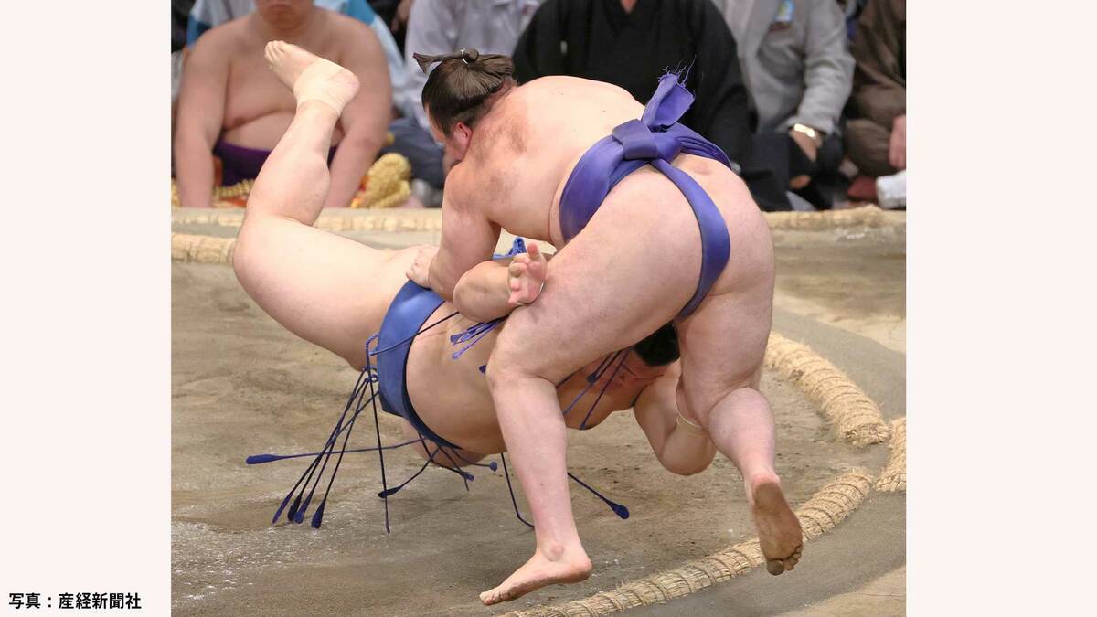 大の里ヒヤリ、安青錦との2敗対決制す ! 豊昇龍も2敗死守、両横綱がトップで並ぶ【大相撲九州場所】