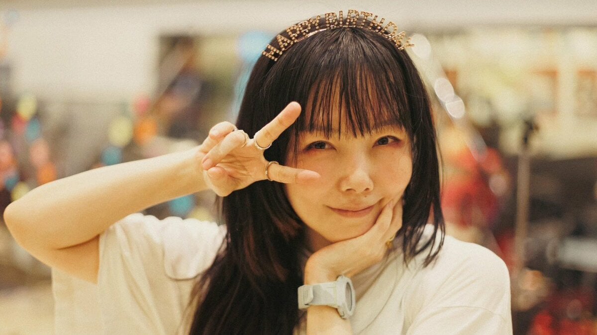 【aiko】「これからも元気に愉快に面白く生きていきます」 50歳の誕生日報告に「aiko ちゃん 50 に見えない」「永遠の少女すぎる」など反響続々
