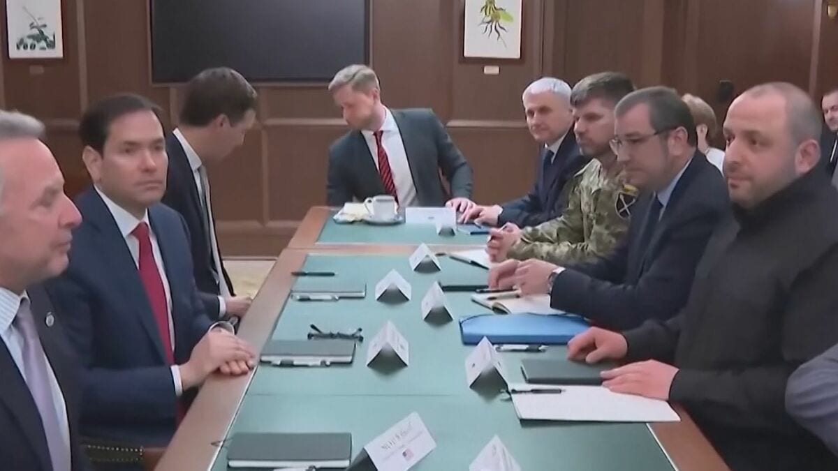 和平計画めぐりウクライナ代表団　米訪問し再協議へ