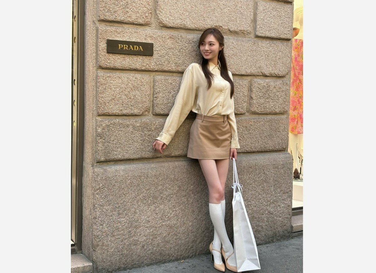 【 乃木坂46・梅澤美波 】 「ミラノ散策」 イタリア・ミラノでのおしゃれコーディネートを披露