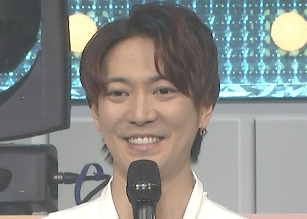 【 ふぉ~ゆ~・辰巳雄大 】 松崎祐介との連係プレイを披露 「通訳の辰巳雄大です。来年15周年間違いなくふぉ~ゆ~のターニングポイントになる節目の年になりそうです」