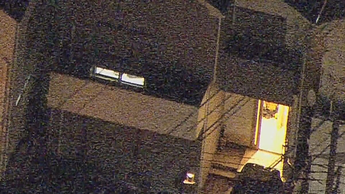 東京・西東京市の住宅で親子4人死亡 母親名義のマンションで死亡の男性は27歳の会社員で母親の知人　警視庁が関連など捜査