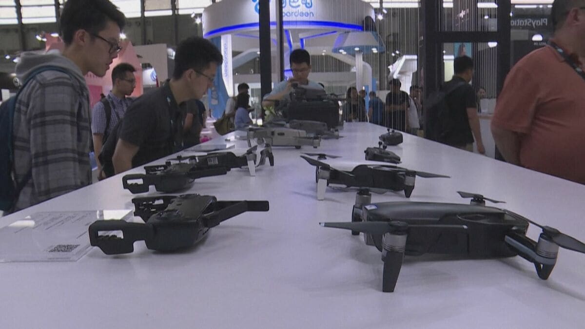 アメリカ　新商品の外国製ドローンの輸入や販売を禁止　国家安全保障上のリスクを主張　購入済みの商品は使用可