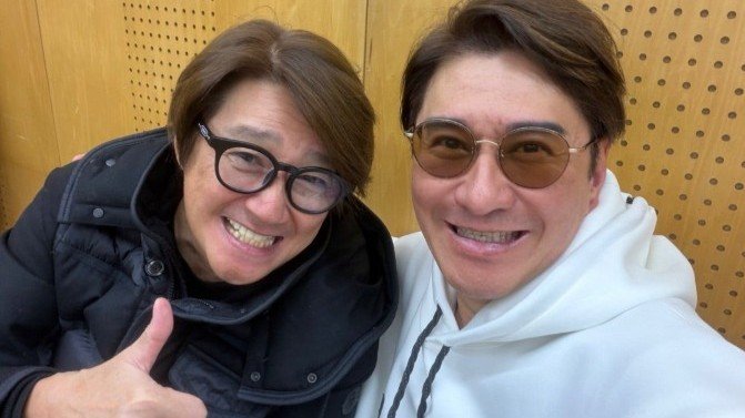 【 川﨑麻世 】盟友・近藤真彦と「耳打ち話し」　 “マッチに一度だけキレて怒った事” は「またの機会に」とケムに巻く