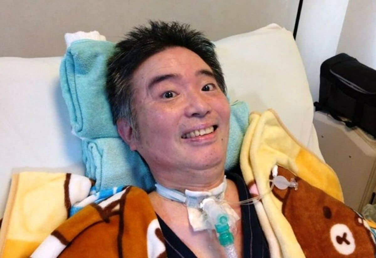 【ニャンちゅう】声優・津久井教生さん 「全く動けなくなった私ですが こういうチャージも出来るのです」 お正月の楽しみ方を報告 【ALS闘病】