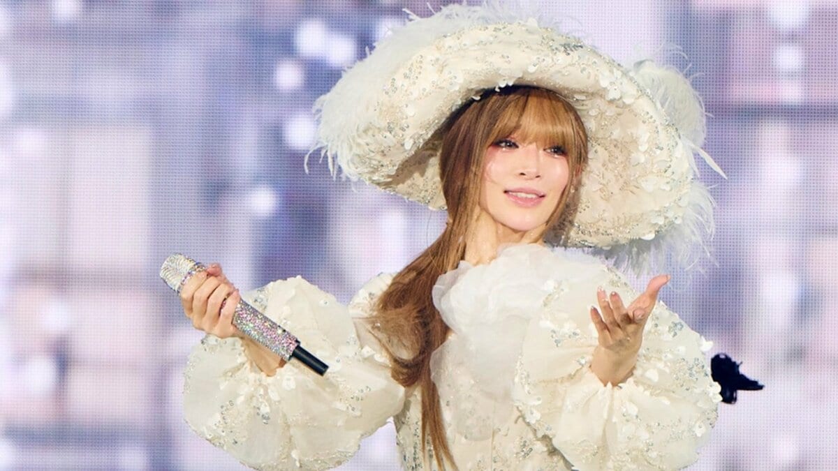 【 浜崎あゆみ 】　コンサート中のステージ〝落下事故〟　「怖い思いをされたお客様には大変ご心配をおかけしました」　ファンに謝罪