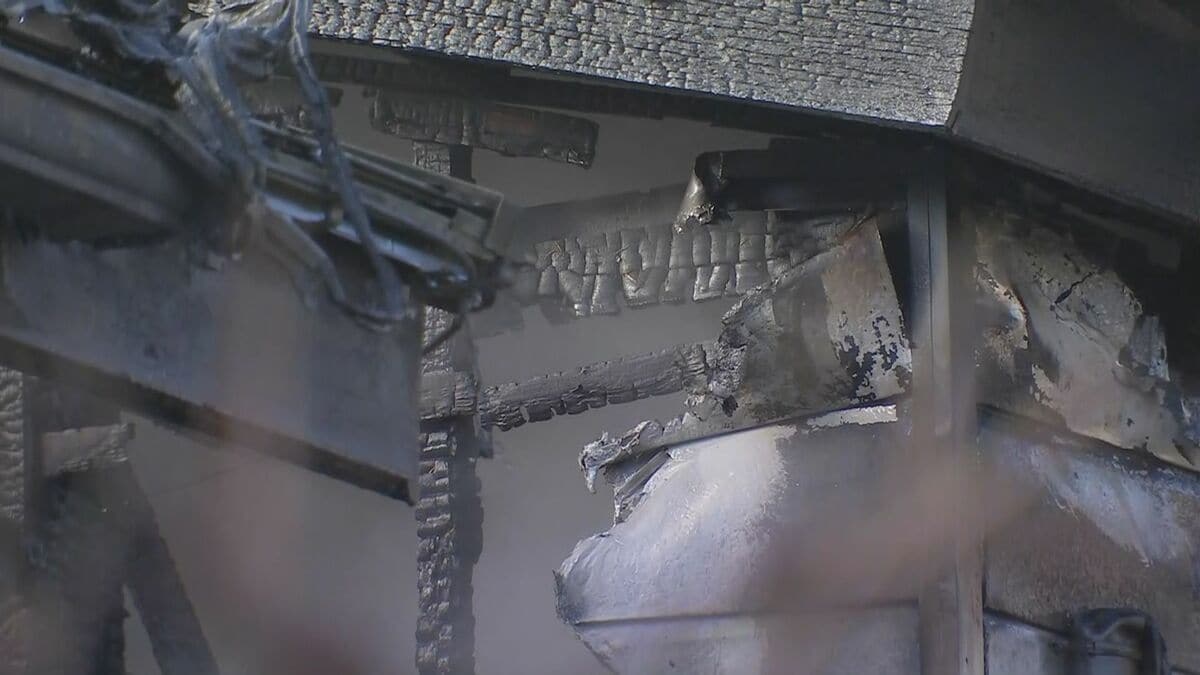 東京・杉並の下高井戸で6棟焼ける火事　1人の遺体発見　住人の高齢女性と連絡とれず　狭い路地に家が立ち並ぶ住宅密集地　京王線上北沢駅から約600ｍ