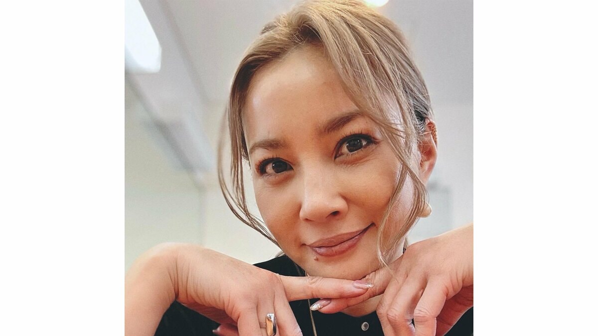 【 瀬戸朝香 】 「一言では表せない苦悩もあった」芸歴30年超の心境明かし感謝 モットーは「とにかく笑顔でいる事」