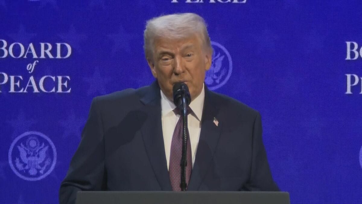 トランプ大統領　ガザの最後の人質　遺体確認に「ハマスが非常に尽力」　速やかな武装解除も求める