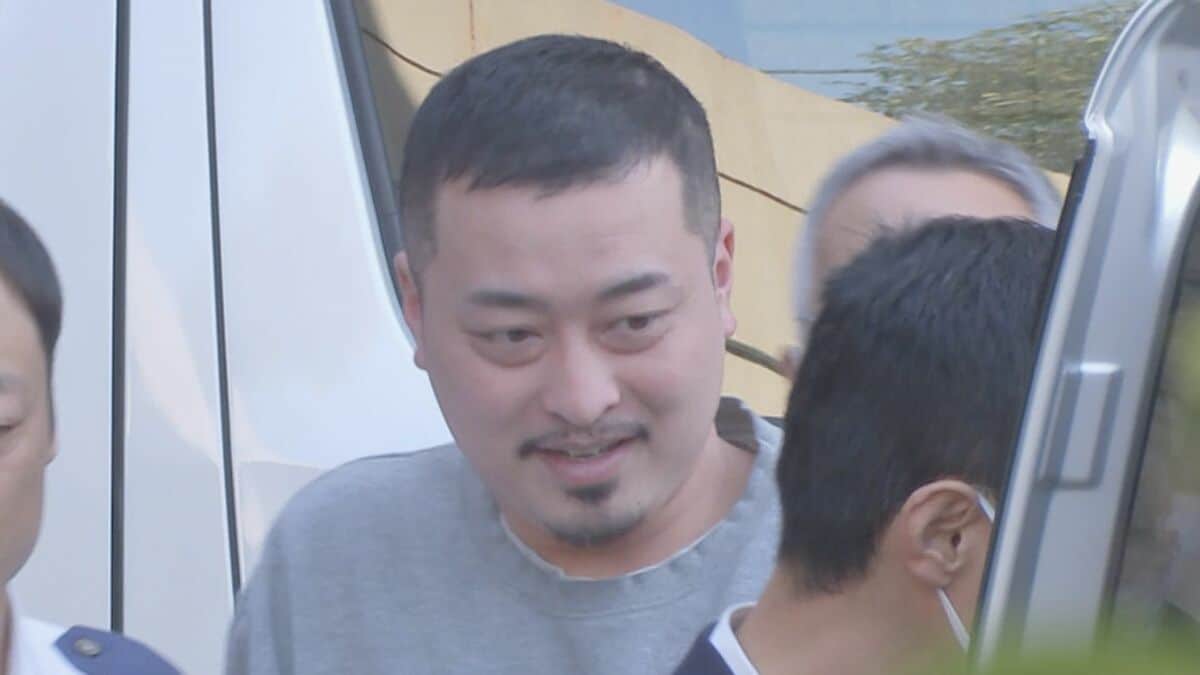 住吉会系「幸平一家」傘下組織幹部の男ら2人逮捕　保険加入後の事故と偽り94万1000円をだまし取ろうとしたか　警視庁