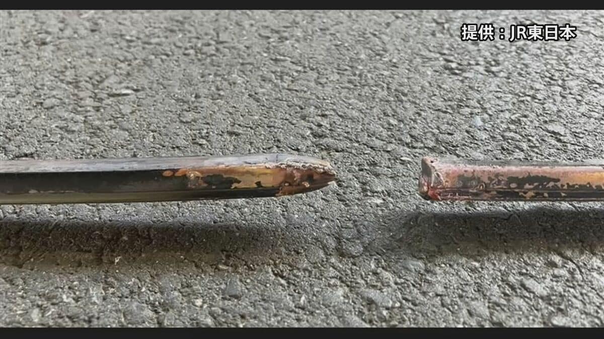 上野駅で架線断線し運転見合わせの常磐線　架線と電車のパンタグラフの間に異常な電流が発生し架線が溶けて断線か　JR東日本