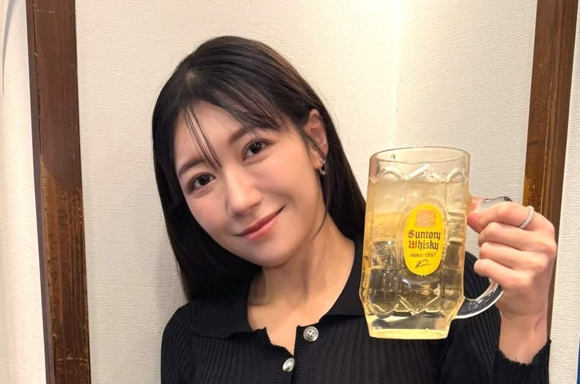 【 穂川果音 】 「たまに無性に食べたくなる」 たこ焼き & ハイボールを満喫 ファン反響「ホッコリする」「いいですねー」