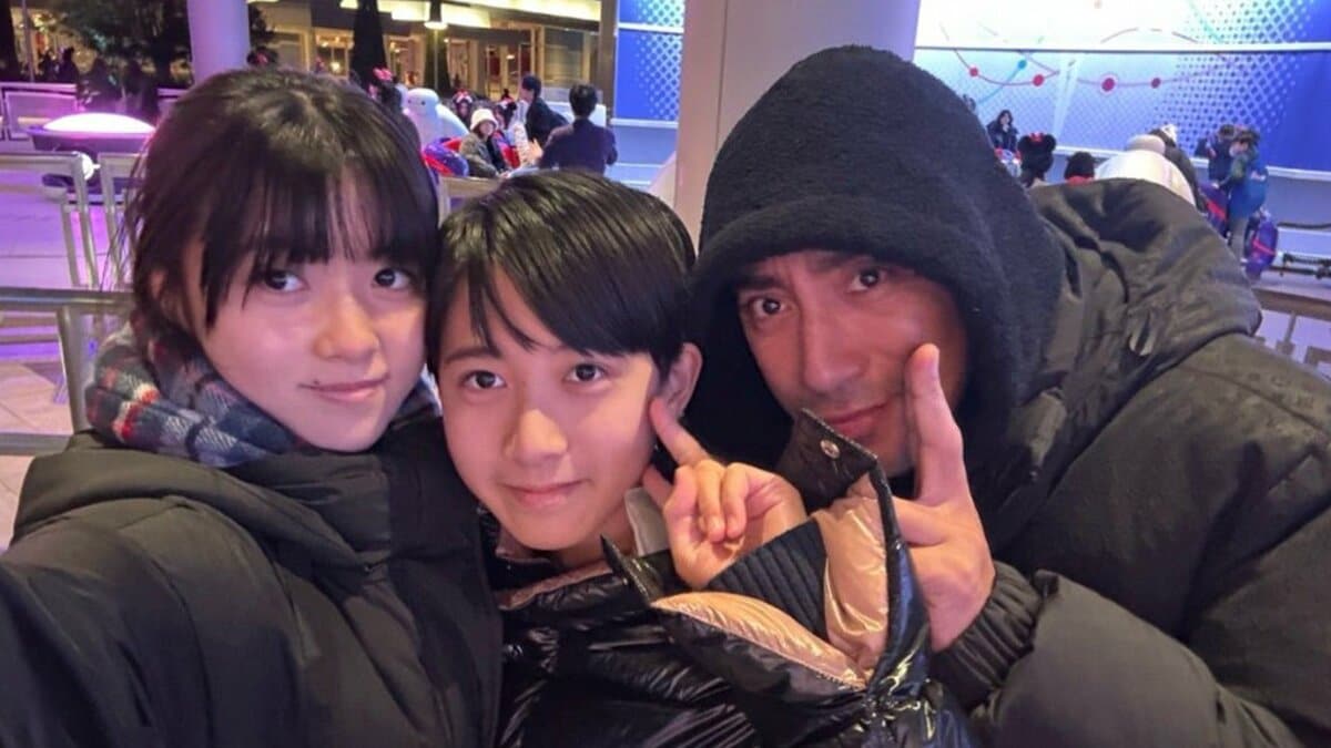 【市川團十郎】　麗禾さん・勸玄さんと“夢の国”へ　成田山での豆まきからディズニーを満喫する親子ショットに反響