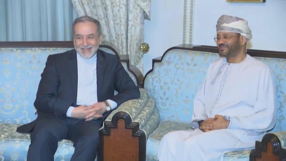 米・イラン　核開発めぐり間接協議　アラグチ外相「前向きな協議だった」