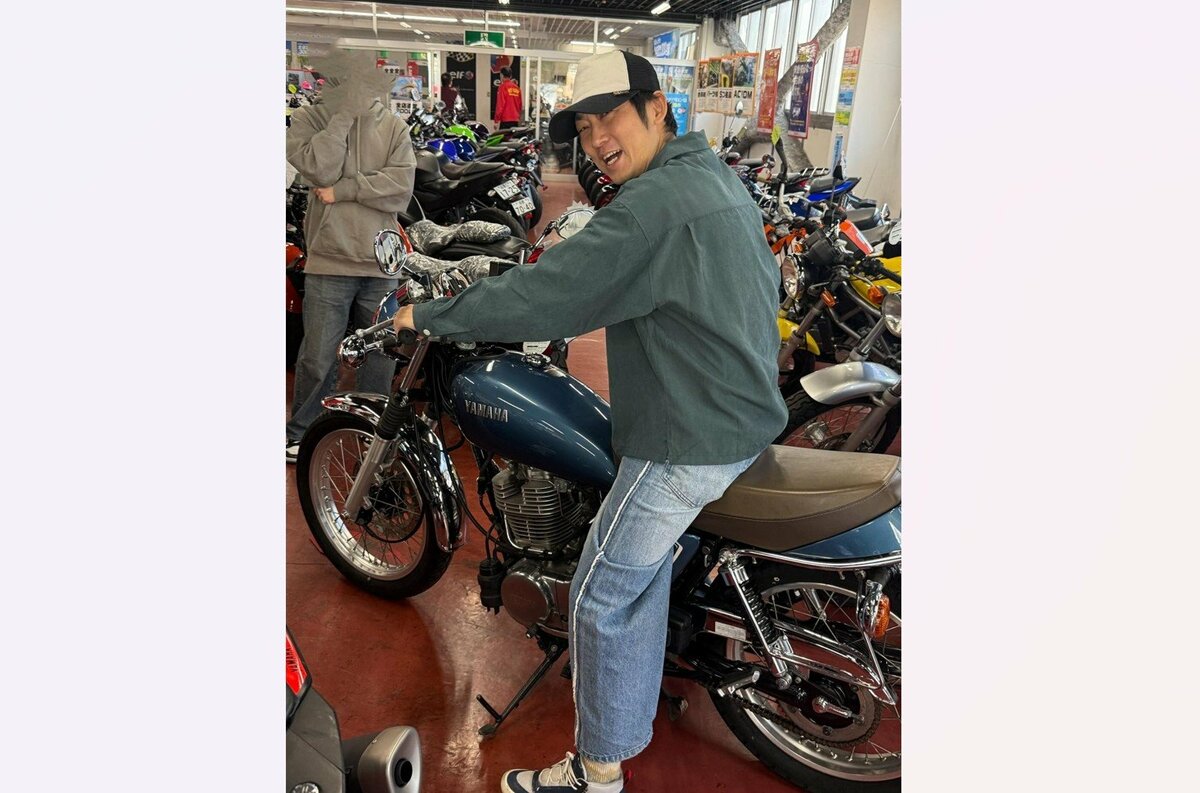 【 NON STYLE・石田明 】 「バイクの魅力に魅せられた」「やばい。免許とりたくなってきた。助けて」　46歳の誕生日を前に
