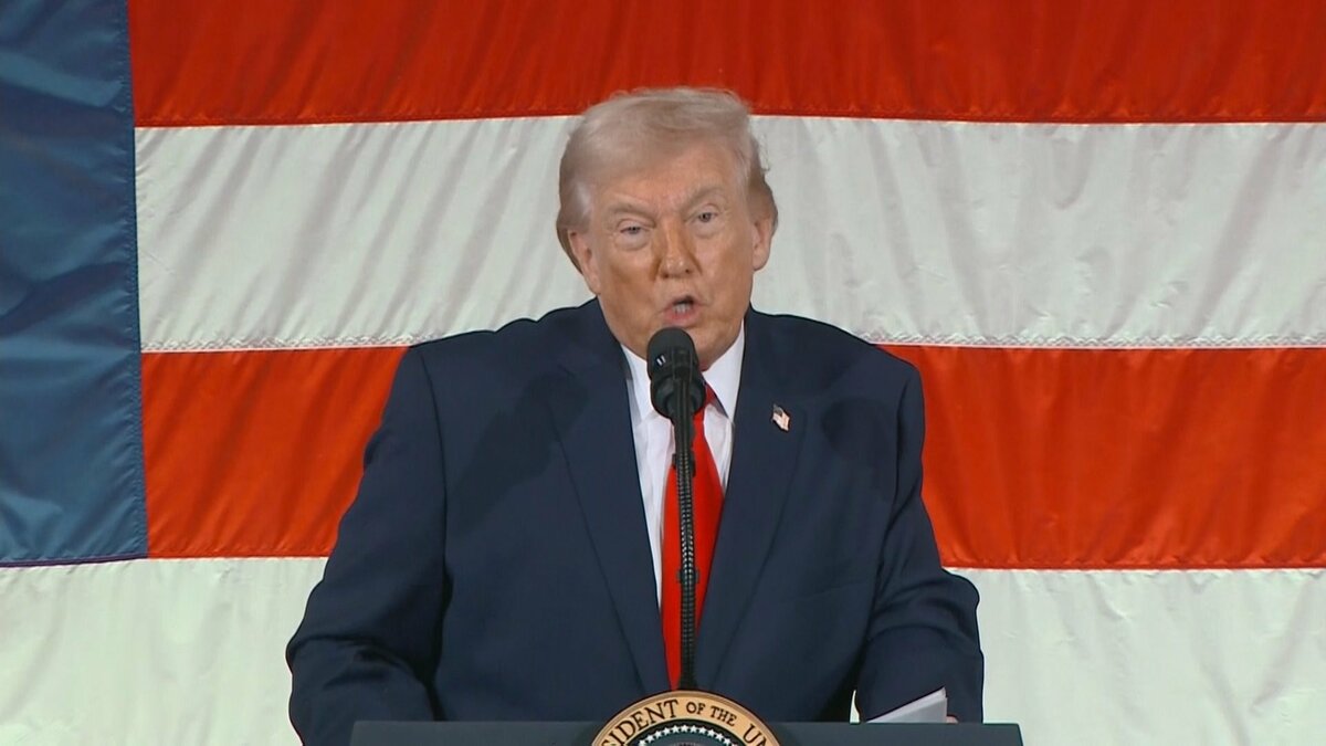 トランプ大統領が米陸軍・特殊部隊の本拠地を訪問　マドゥロ大統領の拘束作戦を称賛　兵士たちを前に異例の中間選挙のPR