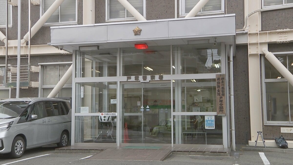 工作機械に20代の男性作業員が挟まれて死亡　段ボールの製造作業中　警察が事故原因を調べる