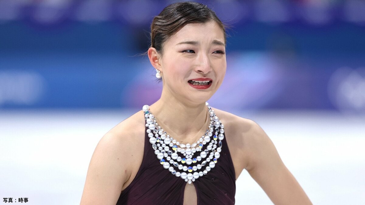 坂本花織が涙の銀メダル!中井亜美が銅で日本フィギュア界最年少メダル 日本女子五輪初の“W表彰台” 米国リウが金