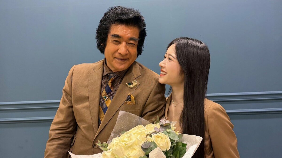 【藤岡弘、の次女・天翔天音】「素敵な親子...尊い」父の80歳の誕生日を祝福　リンクコーデ親子ツーショット写真を公開