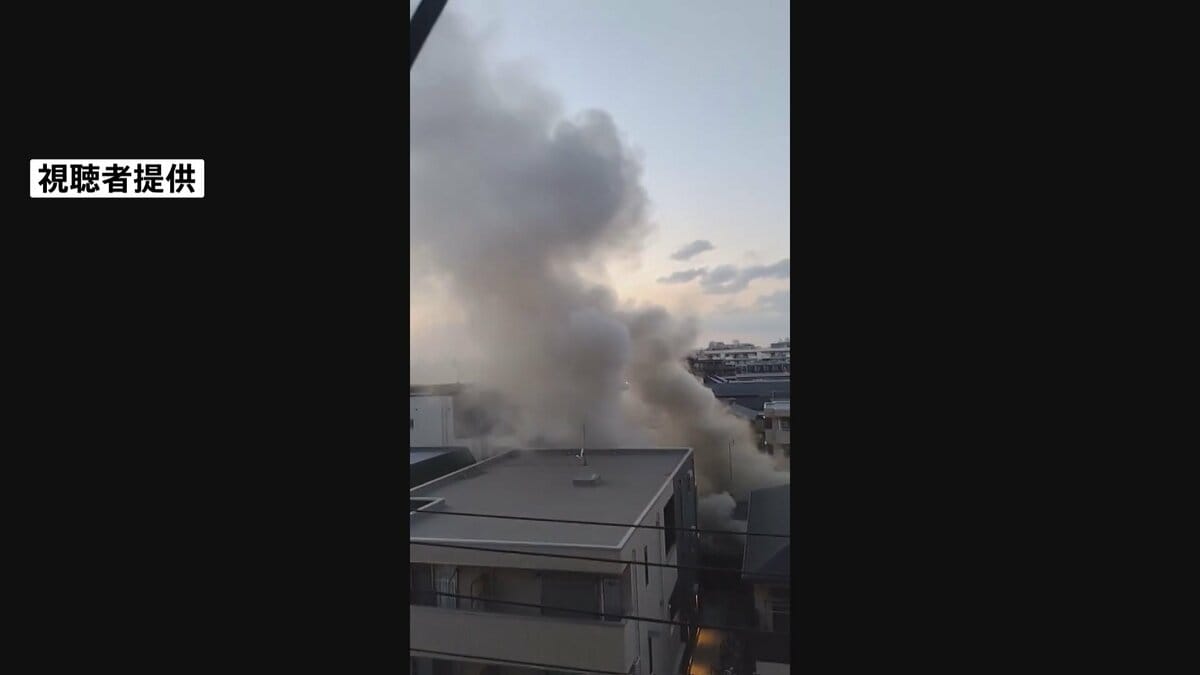 「隣の家から煙が出ている」　千葉・市川市の住宅で火事