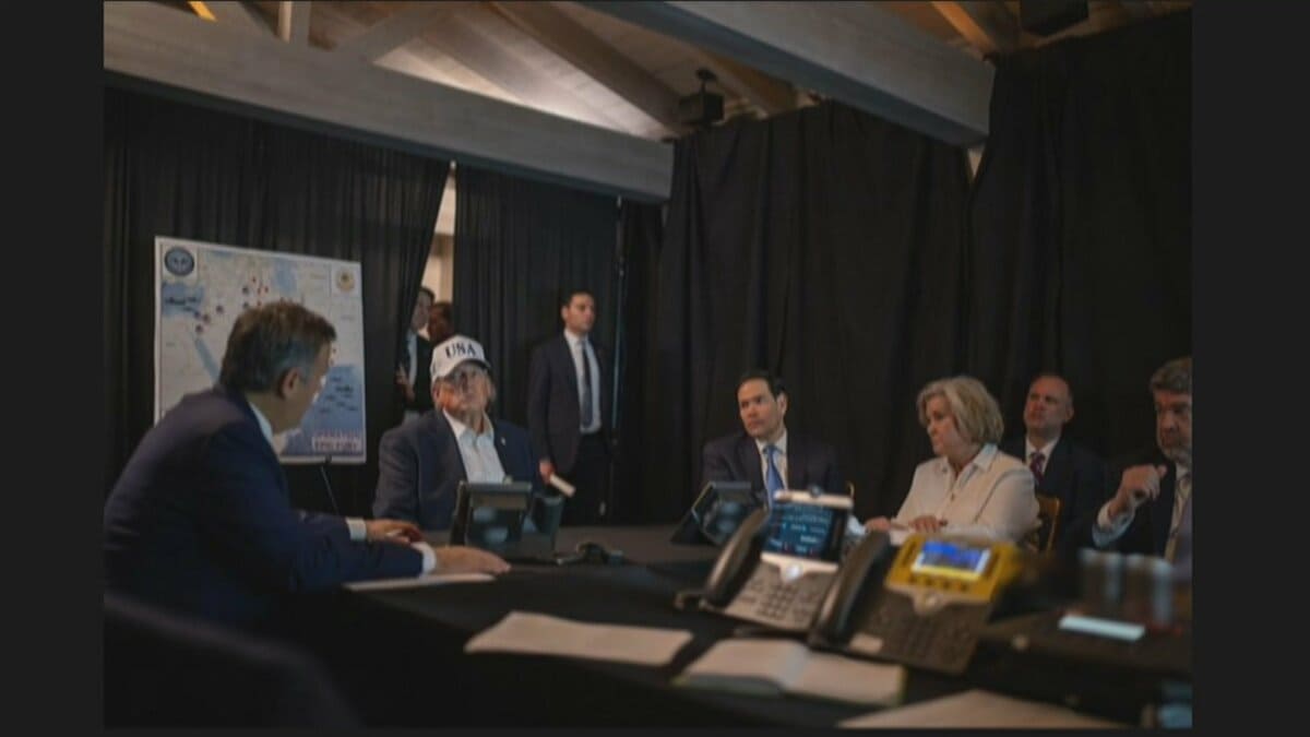 米トランプ大統領　イラン攻撃の作戦実施時の写真を公開