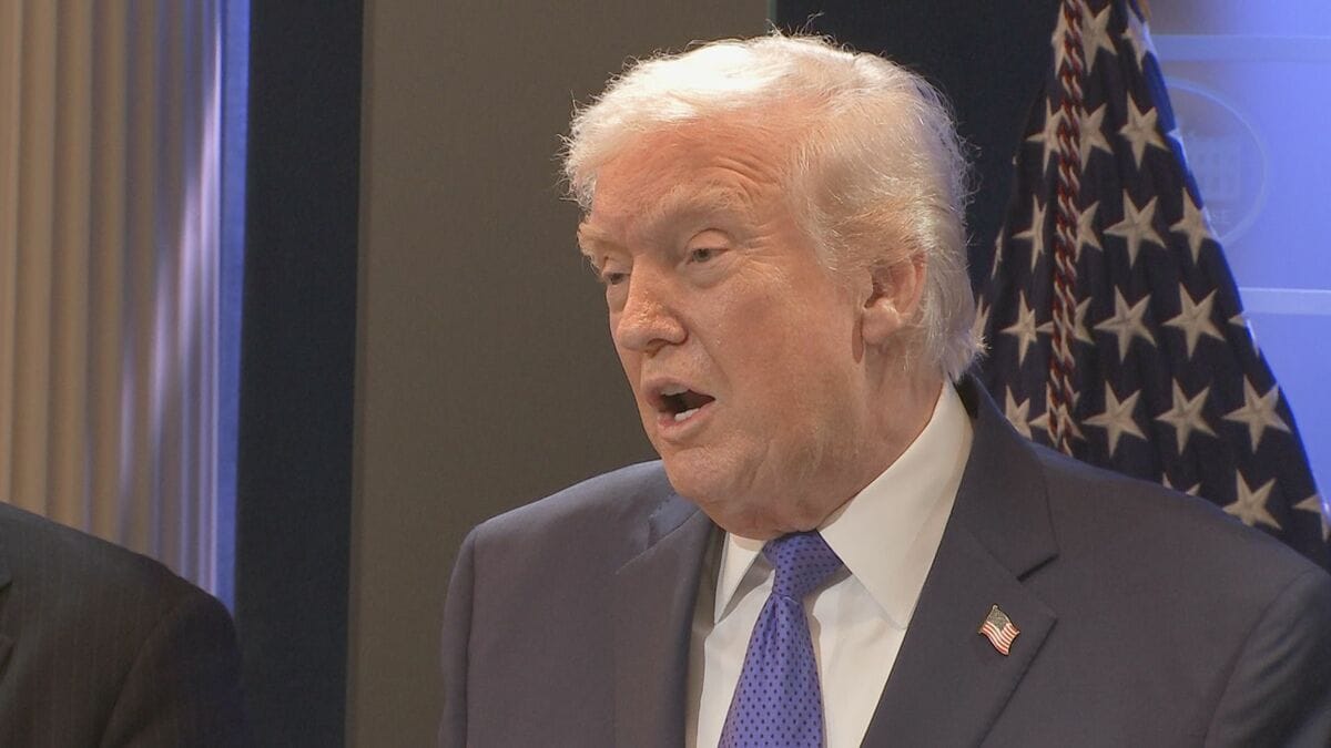 トランプ大統領　イランの反撃姿勢に「これまでにない規模で攻撃」