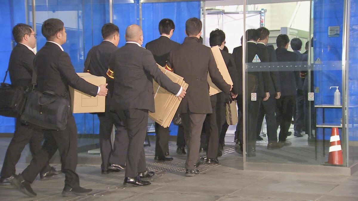 駅の周辺整備事業めぐり14万円相当のプリペイドカードなど受け取ったか　工事紹介する見返りに…　常陸大宮市職員（46）が逮捕　きょう市役所に家宅捜索